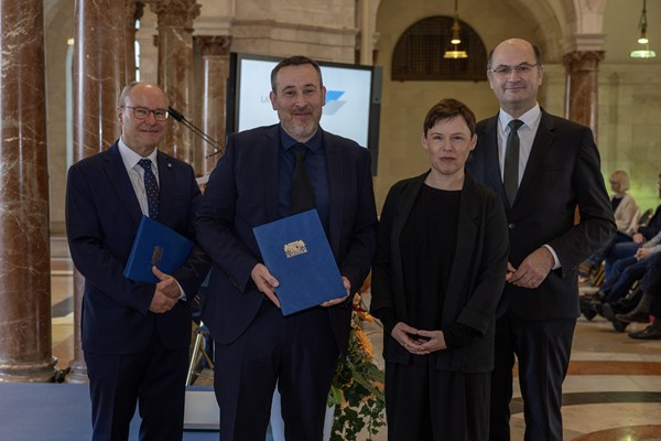 Finanz- und Heimatminister Albert Füracker übergibt die Kultur-, Sozial- und Umweltpreise 2025 der Bayerischen Landesstiftung